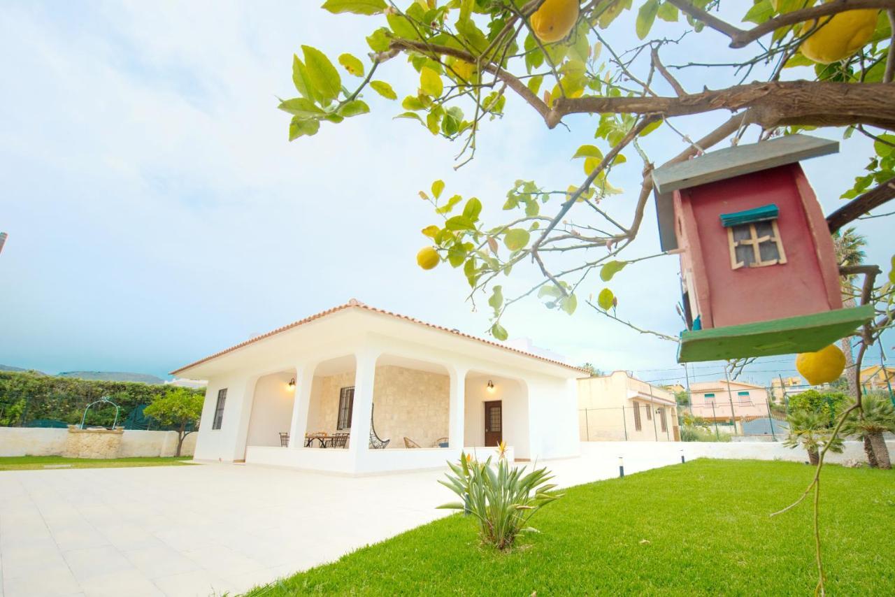 Villa Etoile - Charme & Relax With Pool อาโวลา ภายนอก รูปภาพ