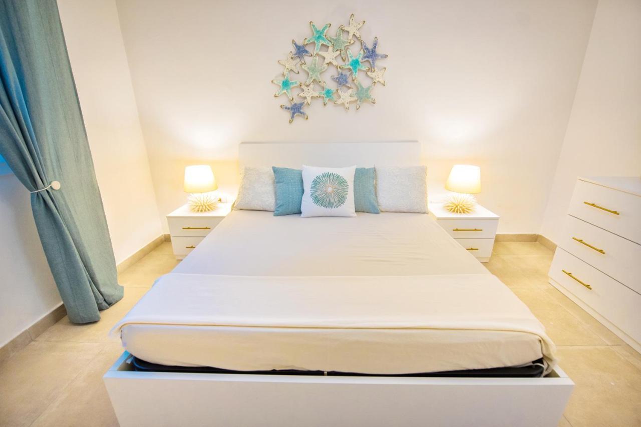 Villa Etoile - Charme & Relax With Pool อาโวลา ภายนอก รูปภาพ